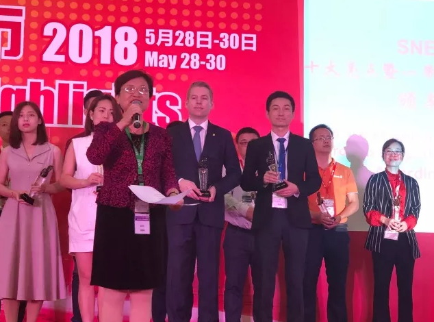 展會亮點(diǎn) 正泰新能源斬獲2018十大亮點(diǎn)兩項(xiàng)殊榮！