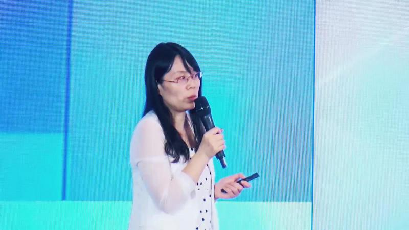 徐洪峰:綠色金融助力光伏發(fā)展