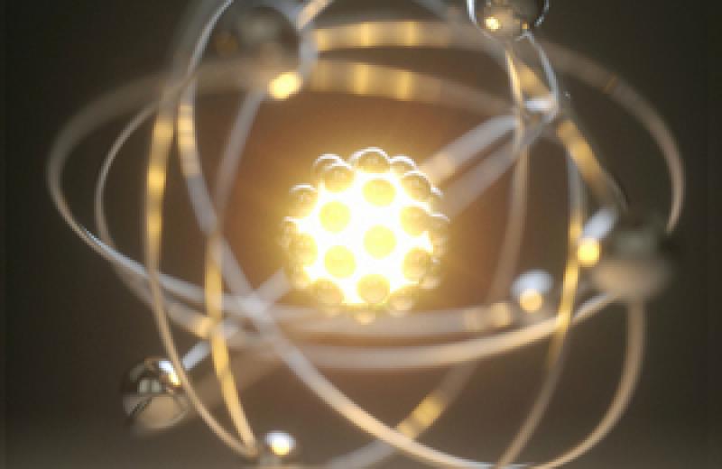 英國商業和能源部長Greg Clark宣布與核部門達成部門協議，以確保民用核能未來并降低客戶的能源成本