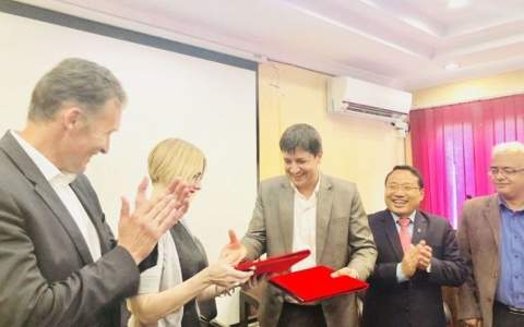 尼泊爾電力公司與澳大利亞能源部電工大使館簽訂了技術(shù)援助協(xié)議