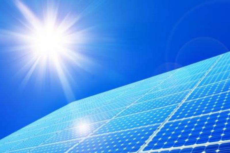 2018年上半年我國光伏發(fā)電新增裝機(jī)2430.6萬千瓦2018年上半年我國光伏發(fā)電新增裝機(jī)2430.6萬千瓦