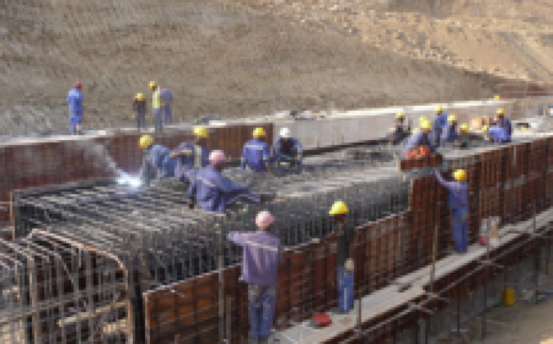 贊比亞下凱富峽水電站引水系統首倉混凝土開始澆筑