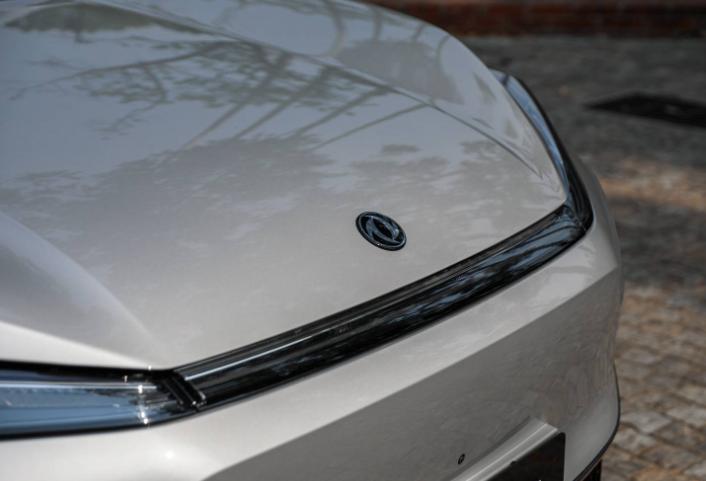 周鋒任東風(fēng)汽車(chē)集團(tuán)有限公司副總經(jīng)理、黨委常委