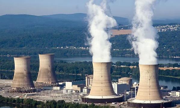 哈薩克斯坦總統:應啟動第二、第三核電站建設規劃